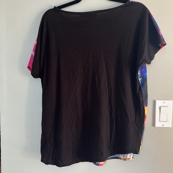 Tribal Colourful Top 🩷 - Picture 3 of 3